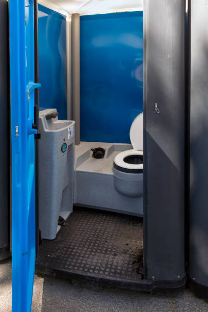 Best Porta potty delivery and setup  in Shorewood Tower Hills Harbert, MI